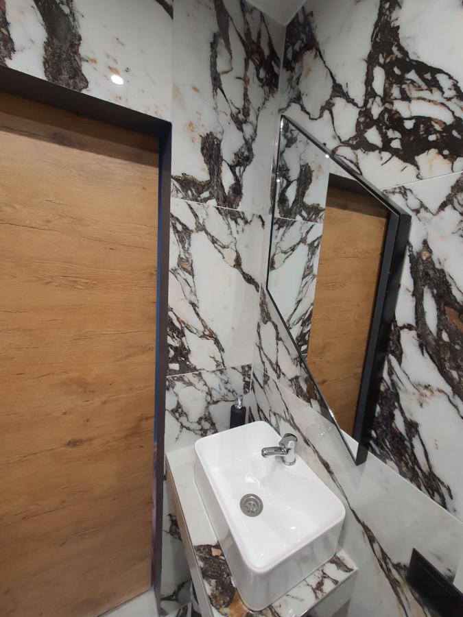 Appartamento Apartament Nad Fontanna Malbork Esterno foto