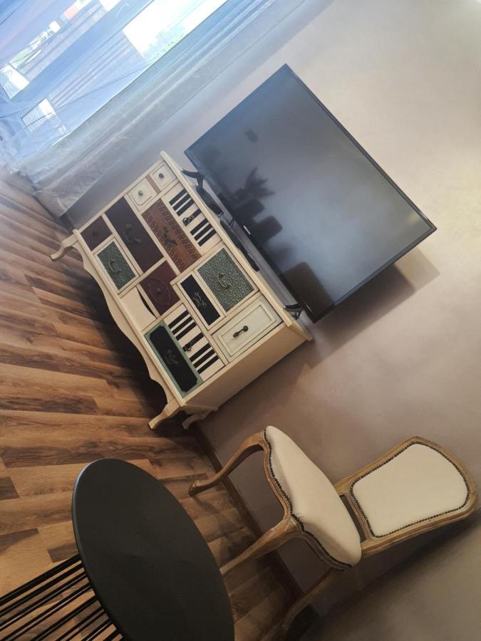 Appartamento Apartament Nad Fontanna Malbork Esterno foto